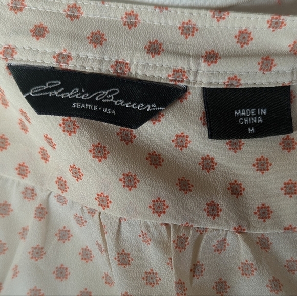 🌸 Eddie Bauer Lightweight Blouse 🌸 (Size Medium) - Picture 6 of 7